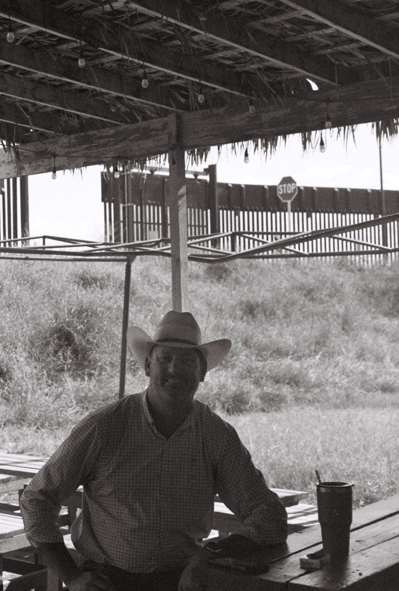 'Livin’ at the fence' – the Mexican Border along the Rio Grande Valley