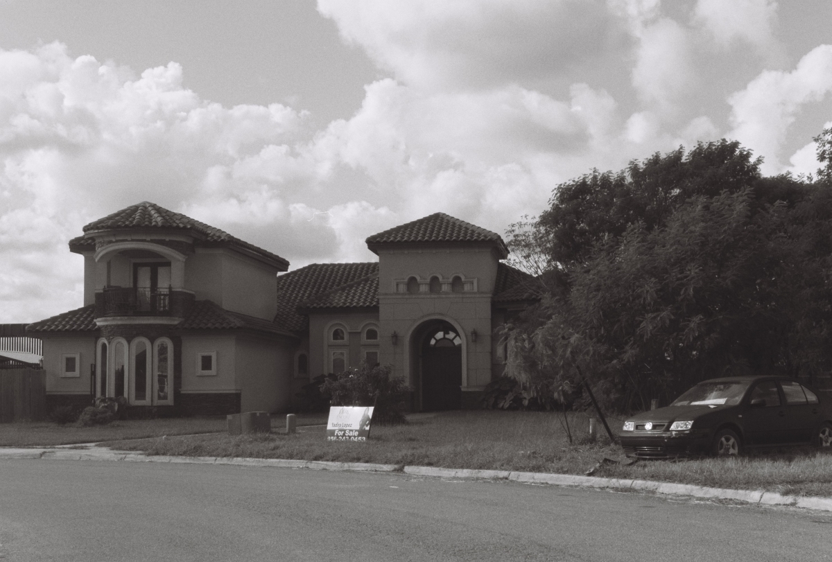 'Livin’ at the fence' – the Mexican Border along the Rio Grande Valley